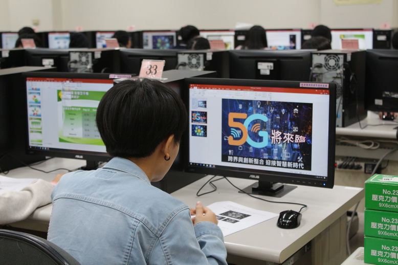 資訊月數位內容軟體應用大賽將於10/26(六)在北中南三區同步開戰